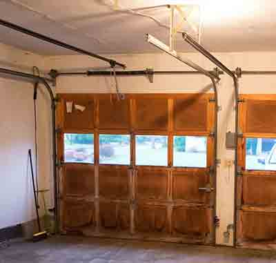 Garage Door in Shawnee